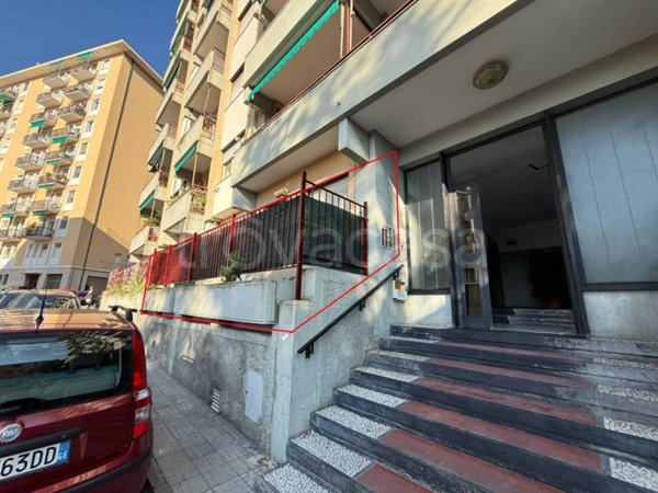appartamento in vendita a Genova in zona Staglieno