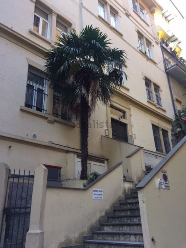 appartamento in vendita a Genova in zona Castelletto