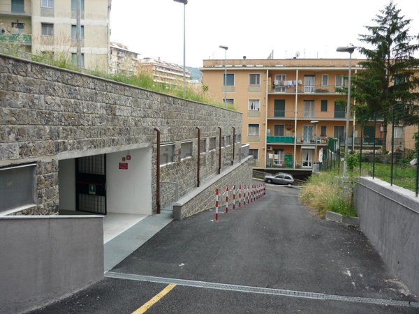 box auto in vendita a Genova in zona San Gottardo/Sant'Eusebio