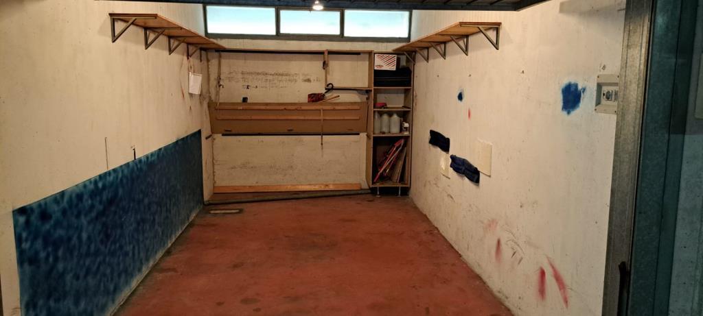 box auto in vendita a Genova in zona Sampierdarena