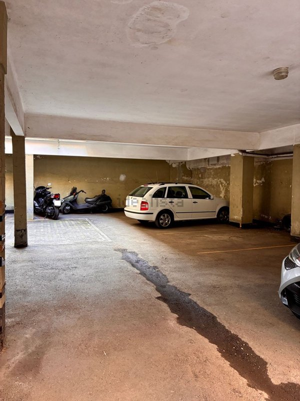 box auto in vendita a Genova in zona Sturla