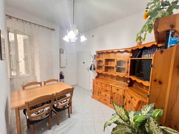 appartamento in vendita a Genova in zona Bolzaneto