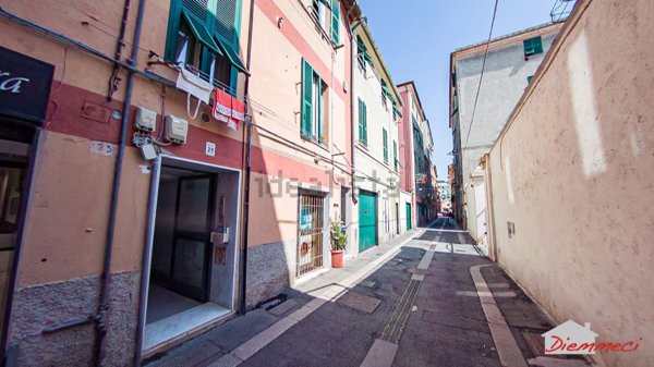 appartamento in vendita a Genova in zona Sestri Ponente