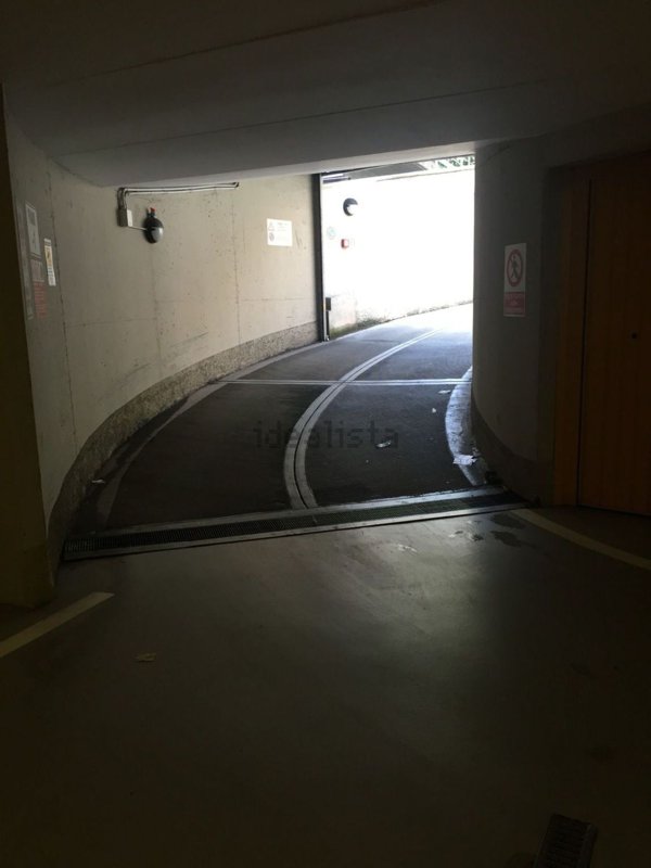 box auto in vendita a Genova in zona Sestri Ponente
