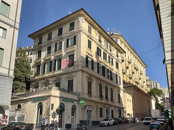 appartamento in vendita a Genova in zona San Vincenzo