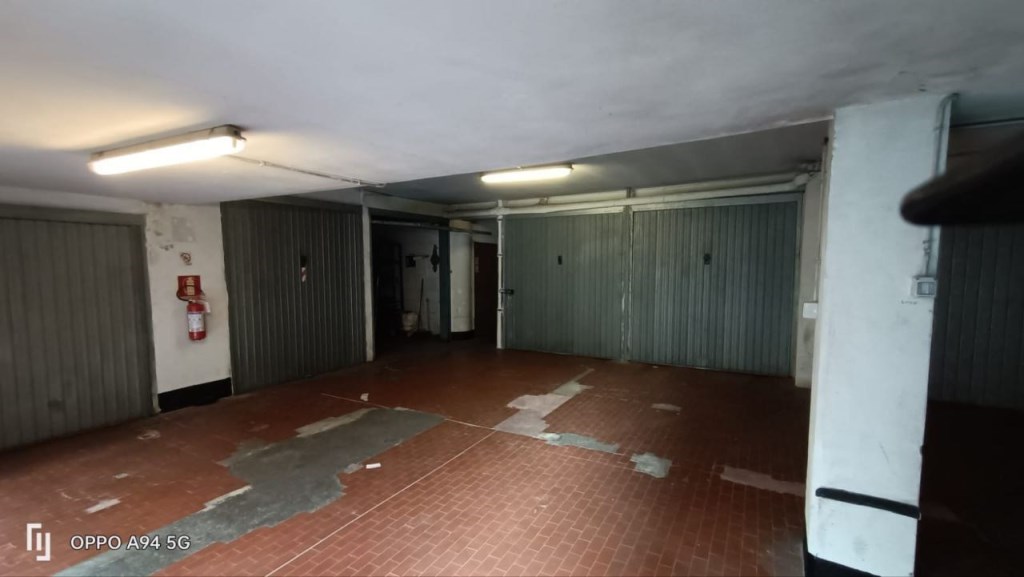 box auto in vendita a Genova in zona Marassi