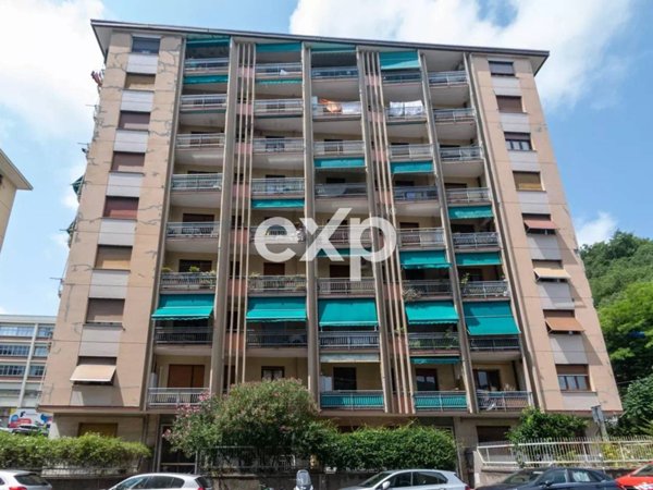 appartamento in vendita a Genova in zona Marassi