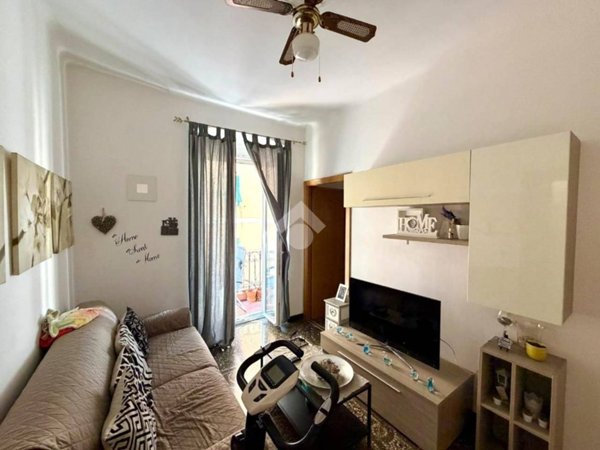 appartamento in vendita a Genova in zona Rivarolo