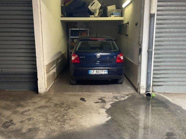 box auto in vendita a Genova