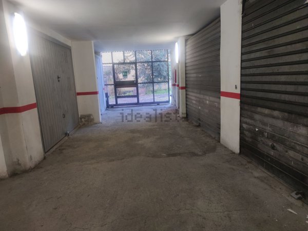 box auto in vendita a Genova in zona San Fruttuoso