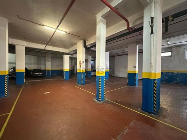 box auto in vendita a Genova in zona Apparizione