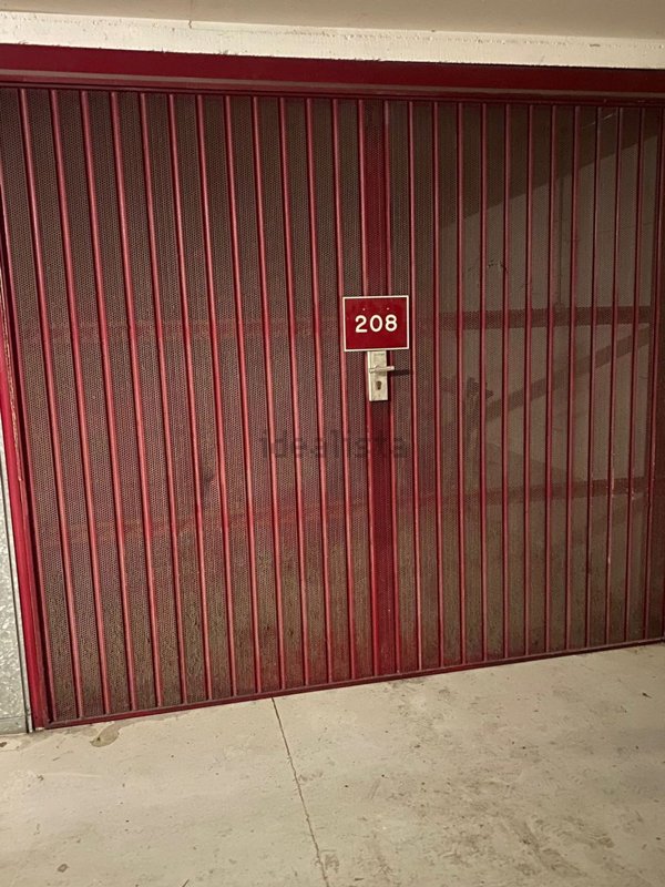 box auto in vendita a Genova in zona Sturla