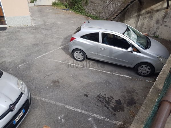 box auto in vendita a Genova