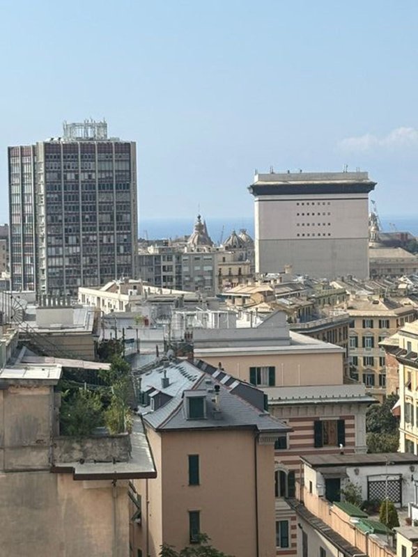 appartamento in vendita a Genova in zona Castelletto