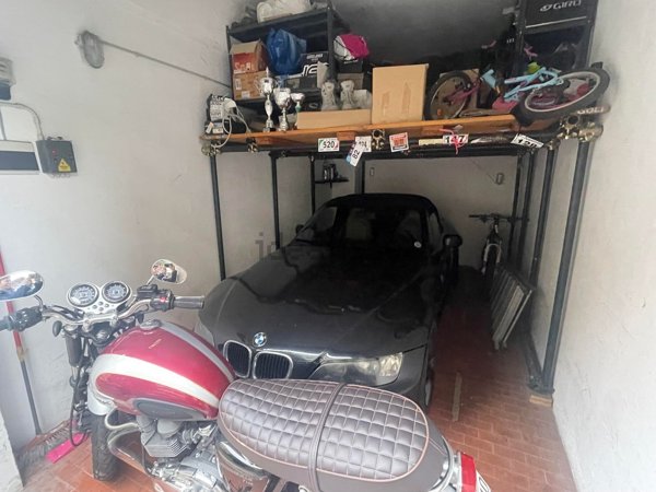 box auto in vendita a Genova in zona Pegli