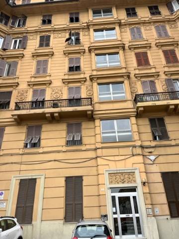 appartamento in vendita a Genova in zona Sampierdarena
