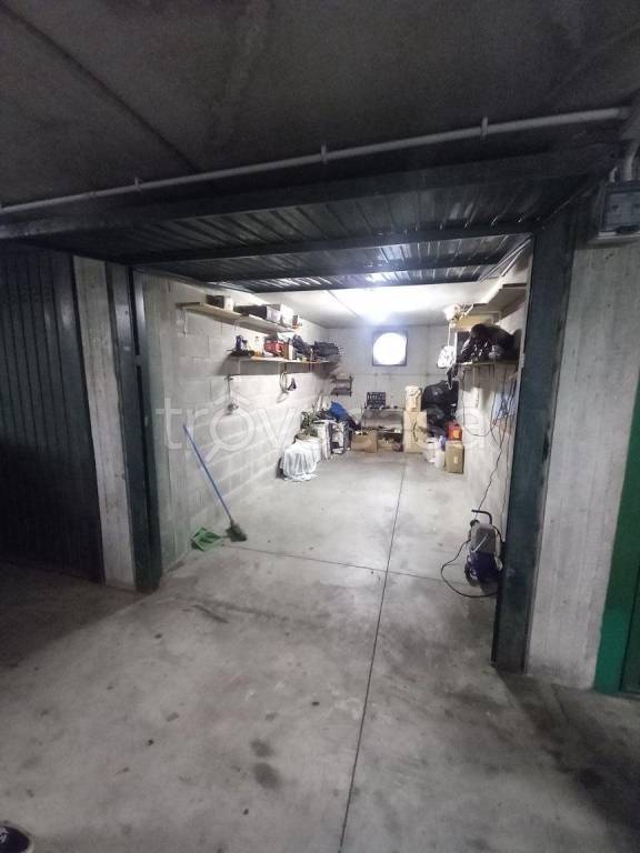 box auto in vendita a Genova in zona Pegli
