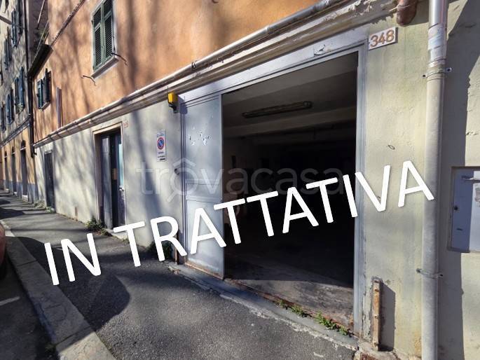 box auto in vendita a Genova in zona Staglieno