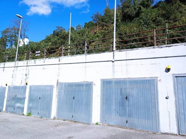 box auto in vendita a Genova