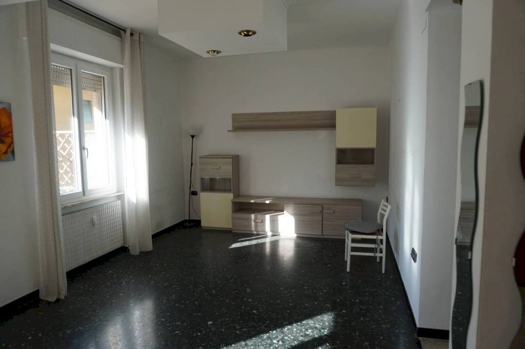 appartamento in vendita a Genova in zona Certosa