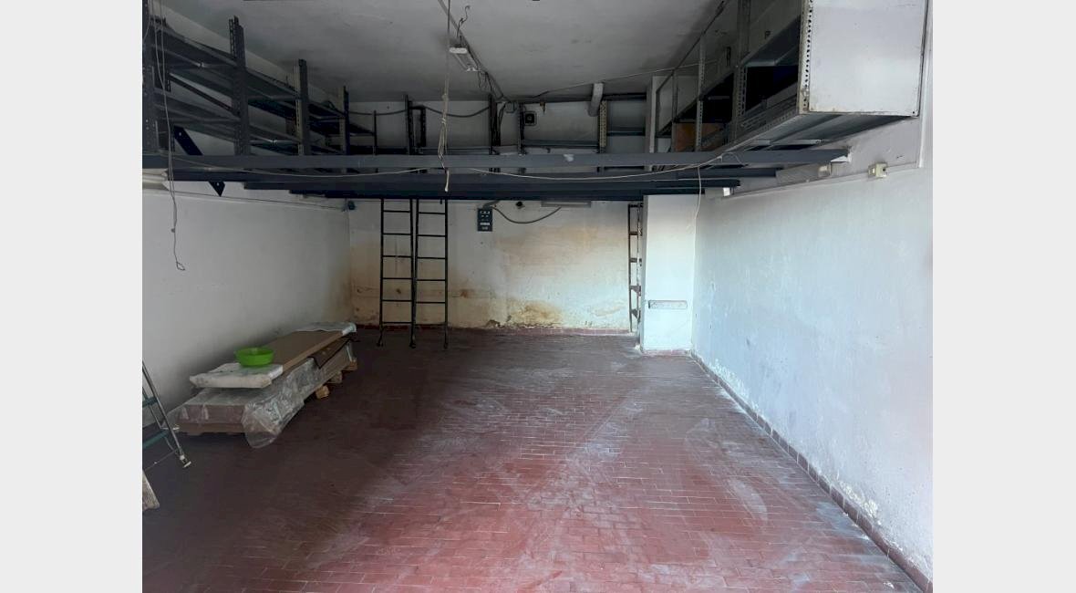 box auto in vendita a Genova in zona Marassi
