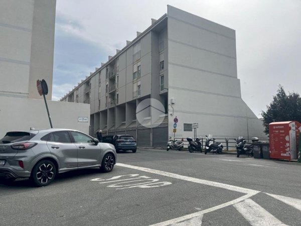 box auto in vendita a Genova in zona Palmaro / Pra'