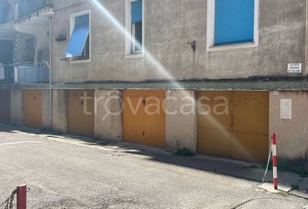 box auto in vendita a Genova in zona Pegli