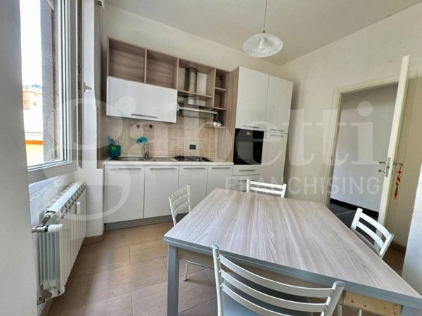 appartamento in vendita a Genova in zona Rivarolo