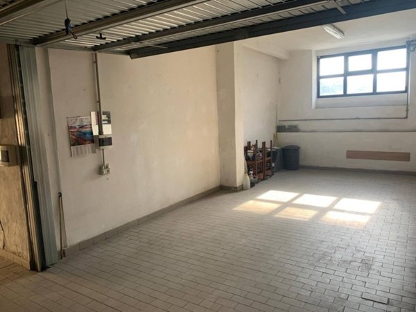 box auto in vendita a Genova in zona Pegli
