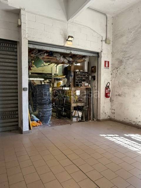 box auto in vendita a Genova in zona Staglieno