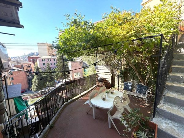 appartamento in vendita a Genova in zona Marassi