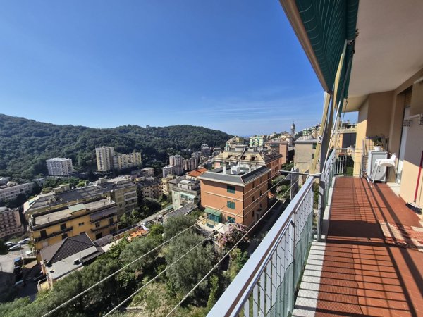 appartamento in vendita a Genova in zona Quezzi