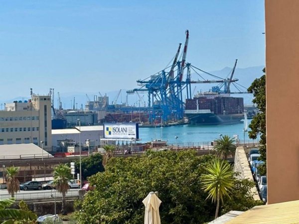 appartamento in vendita a Genova in zona Centro Storico