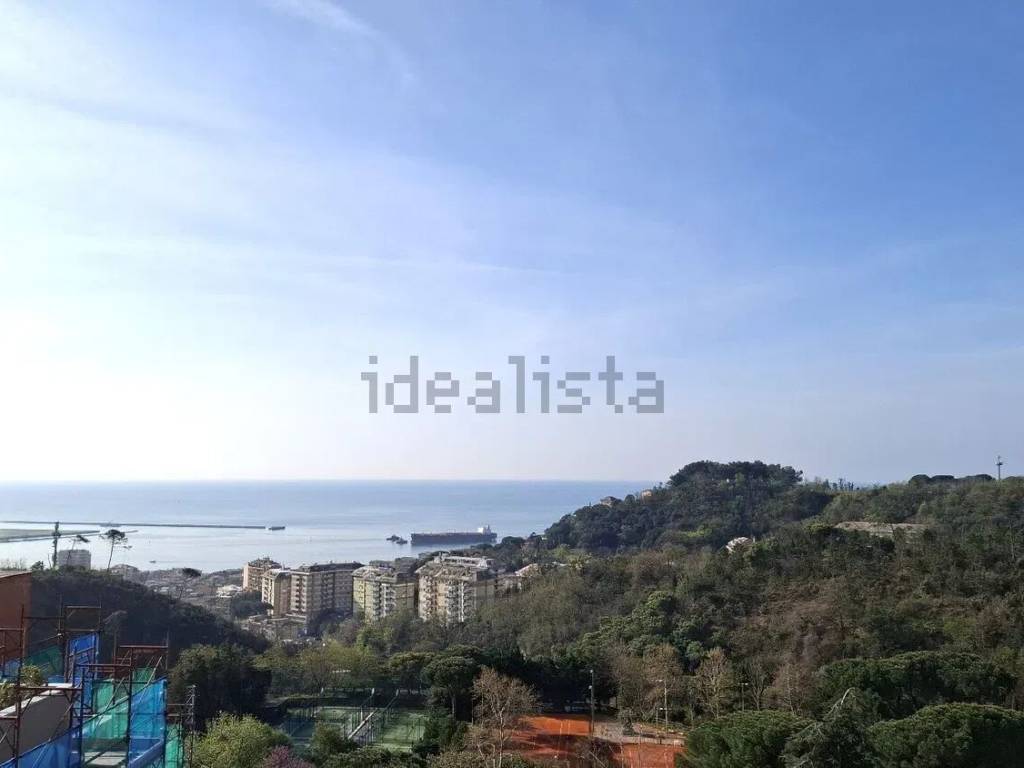 appartamento in vendita a Genova in zona Pegli