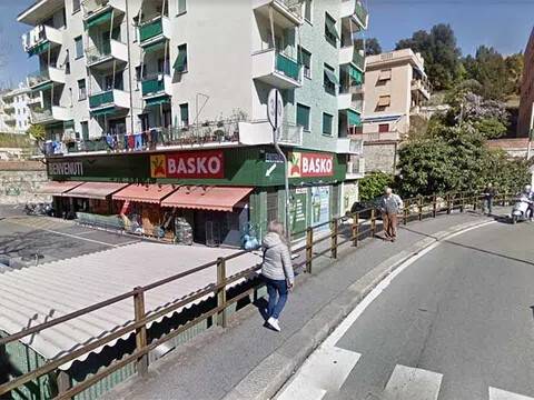 appartamento in vendita a Genova in zona Sturla