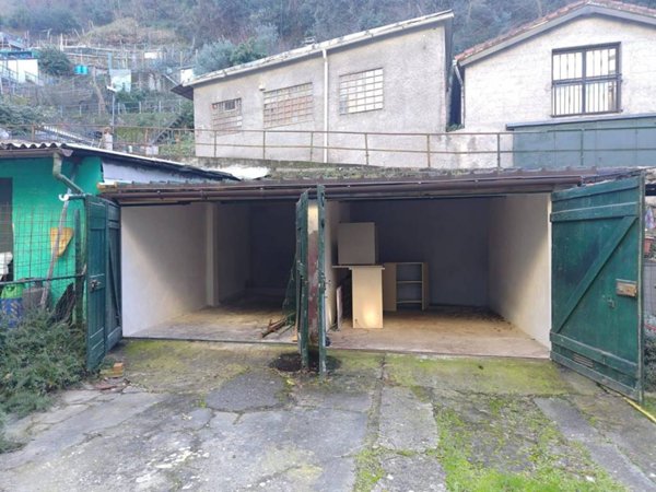 box auto in vendita a Genova in zona Biscione