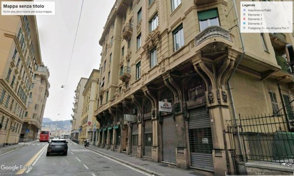 box auto in vendita a Genova in zona Foce