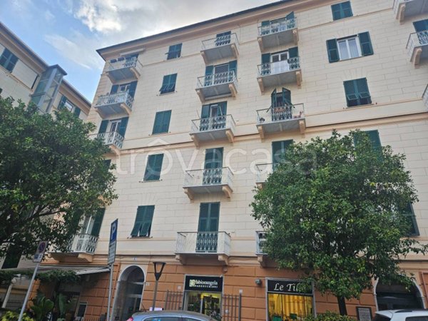 appartamento in vendita a Genova in zona Pegli