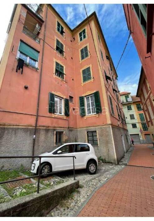appartamento in vendita a Genova in zona Pontedecimo