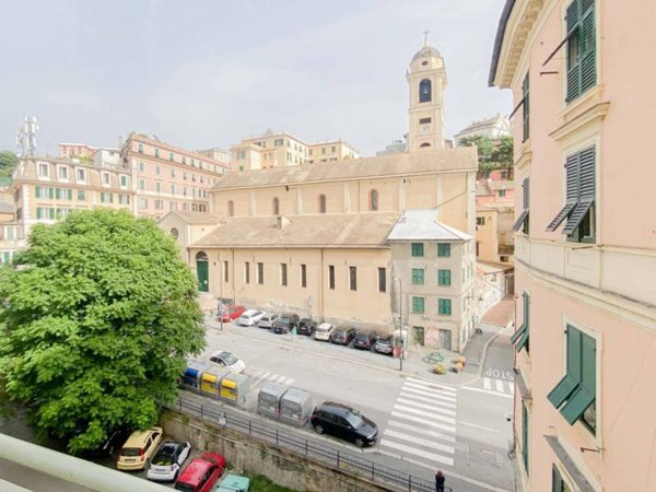 appartamento in vendita a Genova in zona Lagaccio / Granarolo