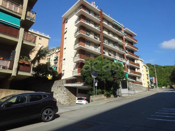 box auto in vendita a Genova in zona San Teodoro