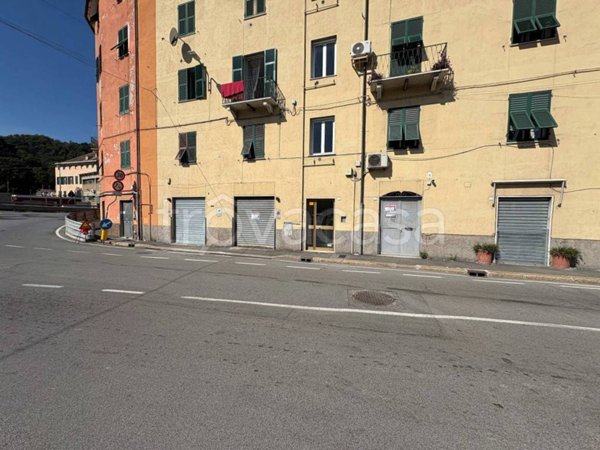 locale commerciale in vendita a Genova in zona Borzoli