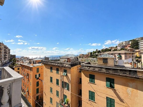 appartamento in vendita a Genova in zona Castelletto