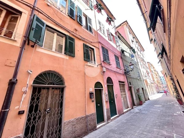 appartamento in vendita a Genova in zona Sestri Ponente