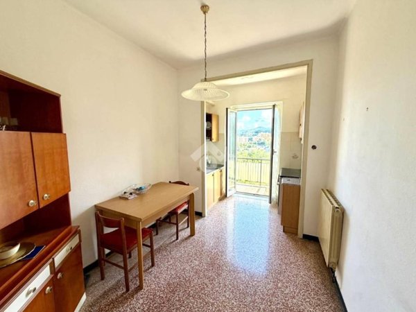 appartamento in vendita a Genova in zona Rivarolo