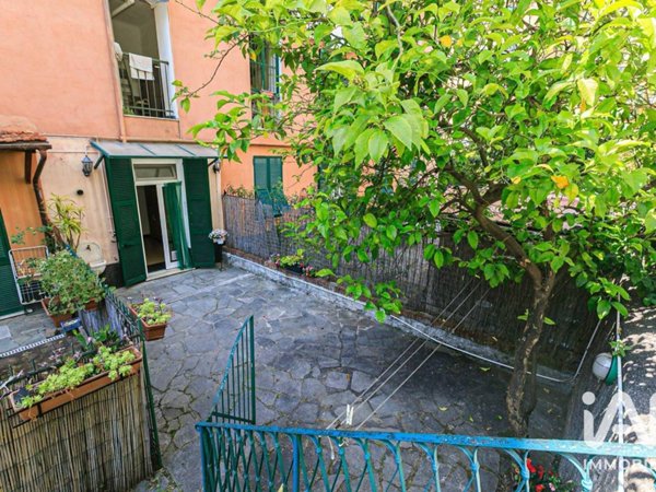 appartamento in vendita a Genova in zona Carignano