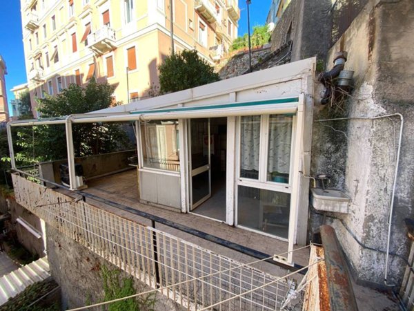 appartamento in vendita a Genova in zona Oregina
