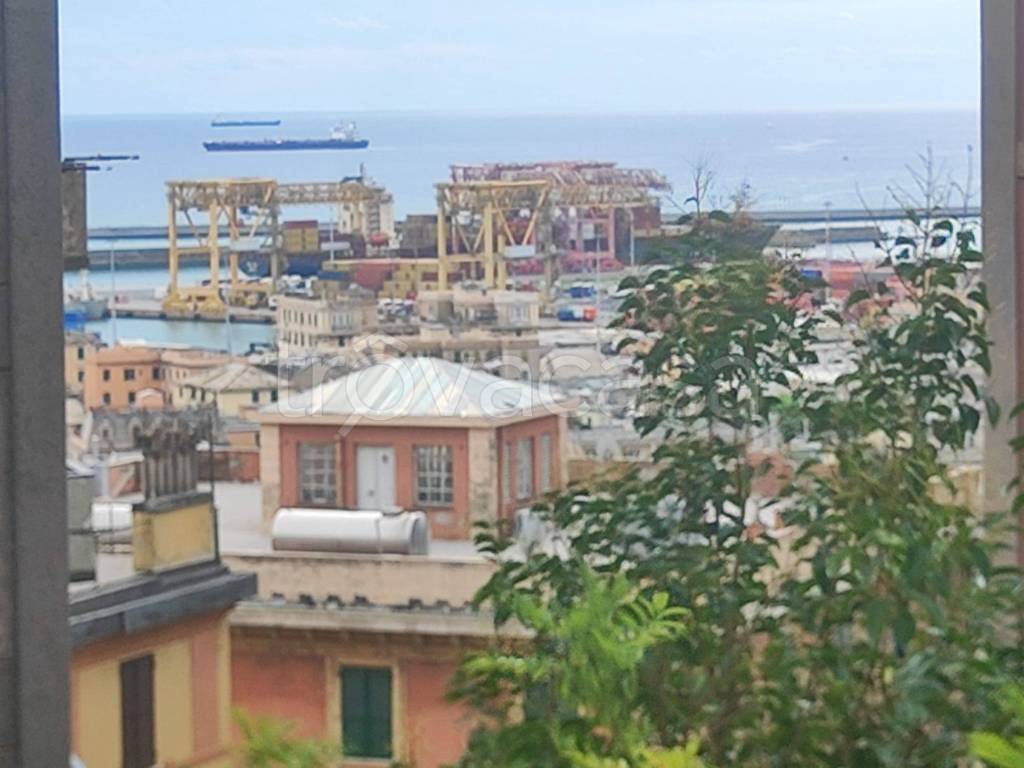 appartamento in vendita a Genova in zona Sampierdarena