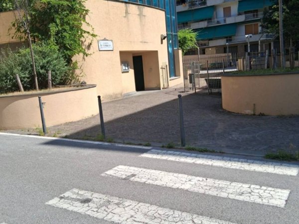 box auto in vendita a Genova in zona Pegli
