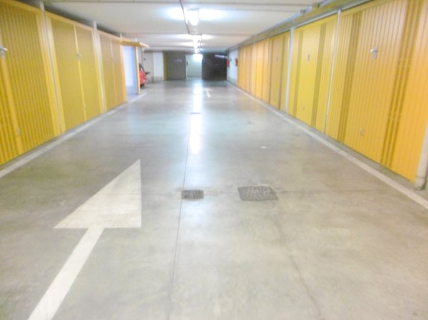 box auto in vendita a Genova in zona Sestri Ponente